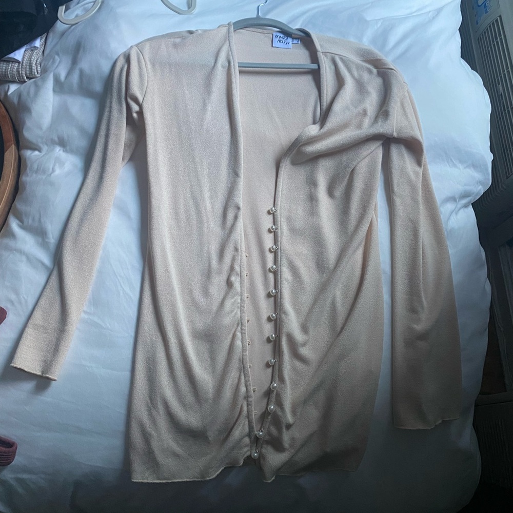 Tan cardigan with Pearl button details